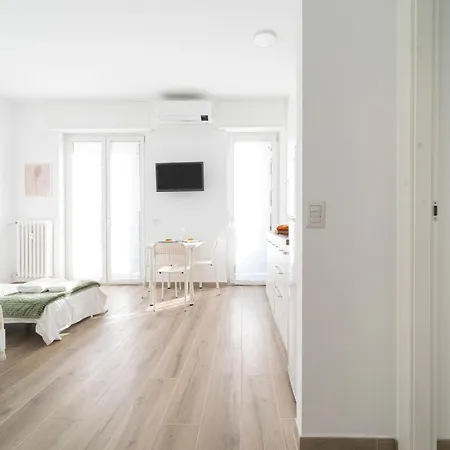 Modern Flat 10 Minutes Duomo Lejlighed Milano