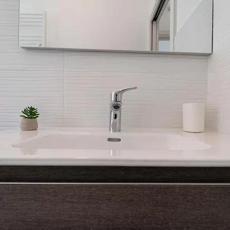 Modern Flat 10 Minutes Duomo Lejlighed Milano