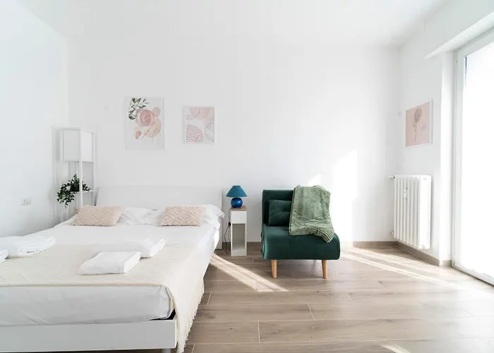 Lejlighed Modern Flat 10 Minutes Duomo